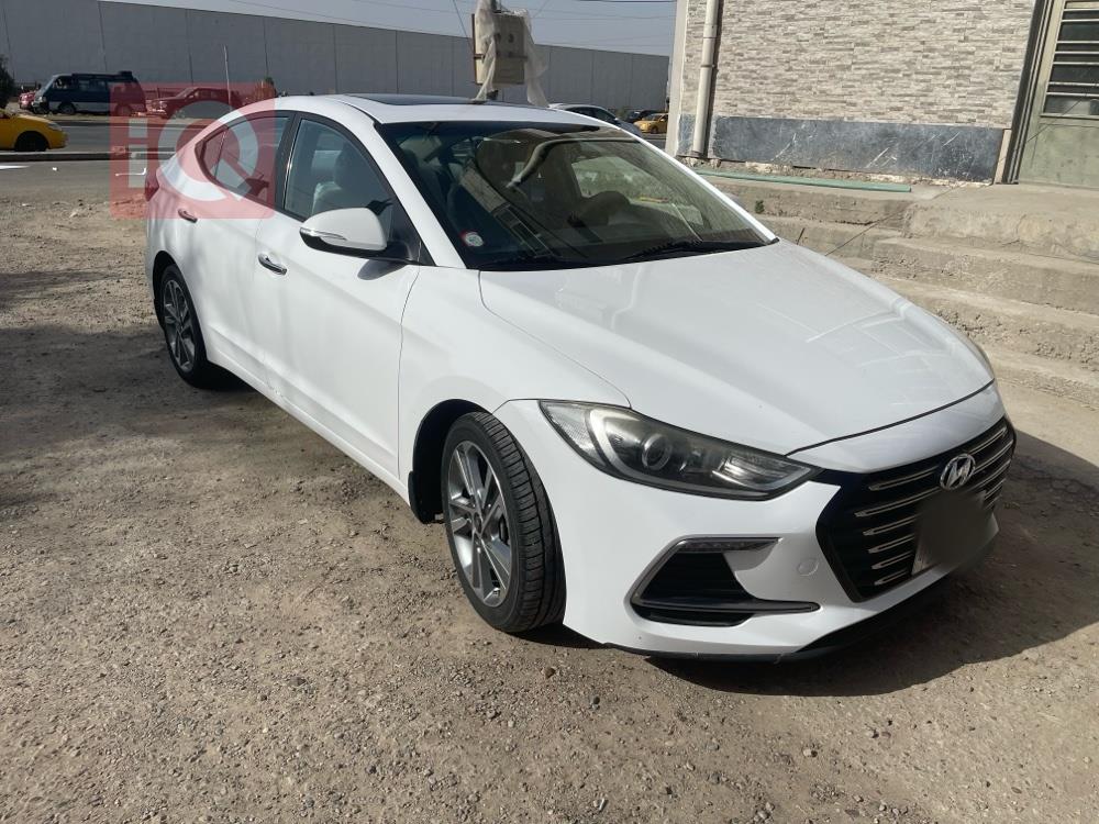 هیۆندای ئەلەنترا